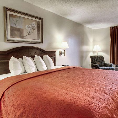 Quality Inn & Suites Clinton Luaran gambar