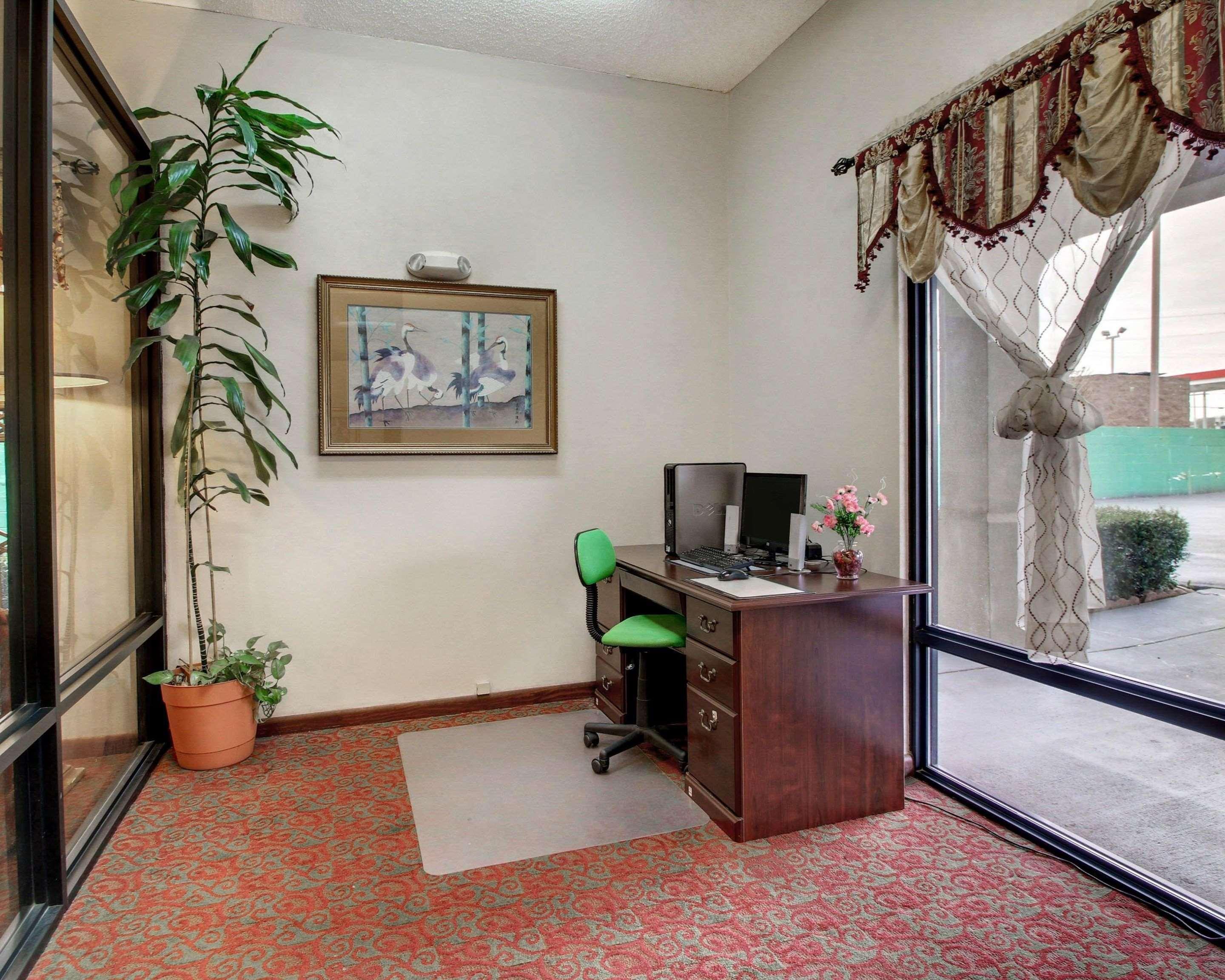 Quality Inn & Suites Clinton Luaran gambar